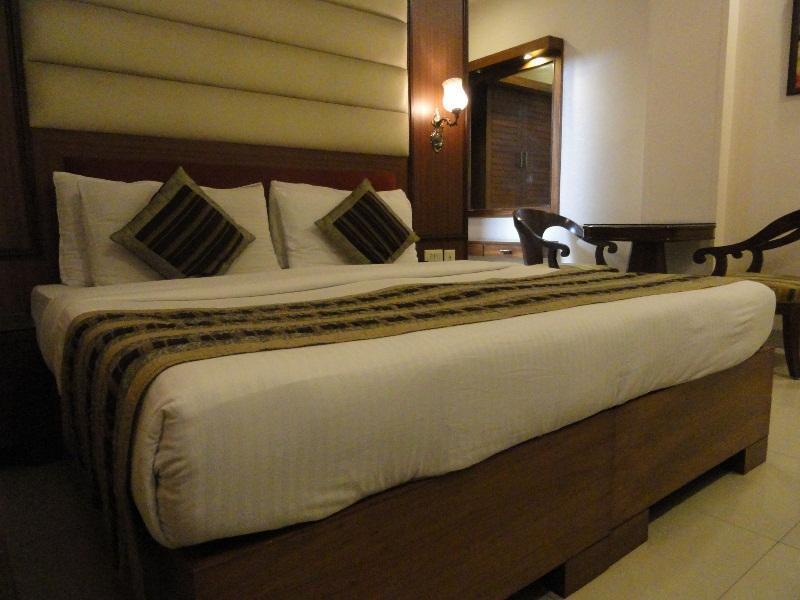 Hotel Bharat Continental Nové Dillí Exteriér fotografie